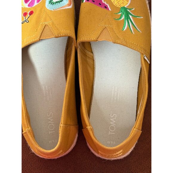 Toms Fruit Embroidery Mustard Color Classics Alpargatas Espadrille Flats 9.5 - Picture 7 of 8